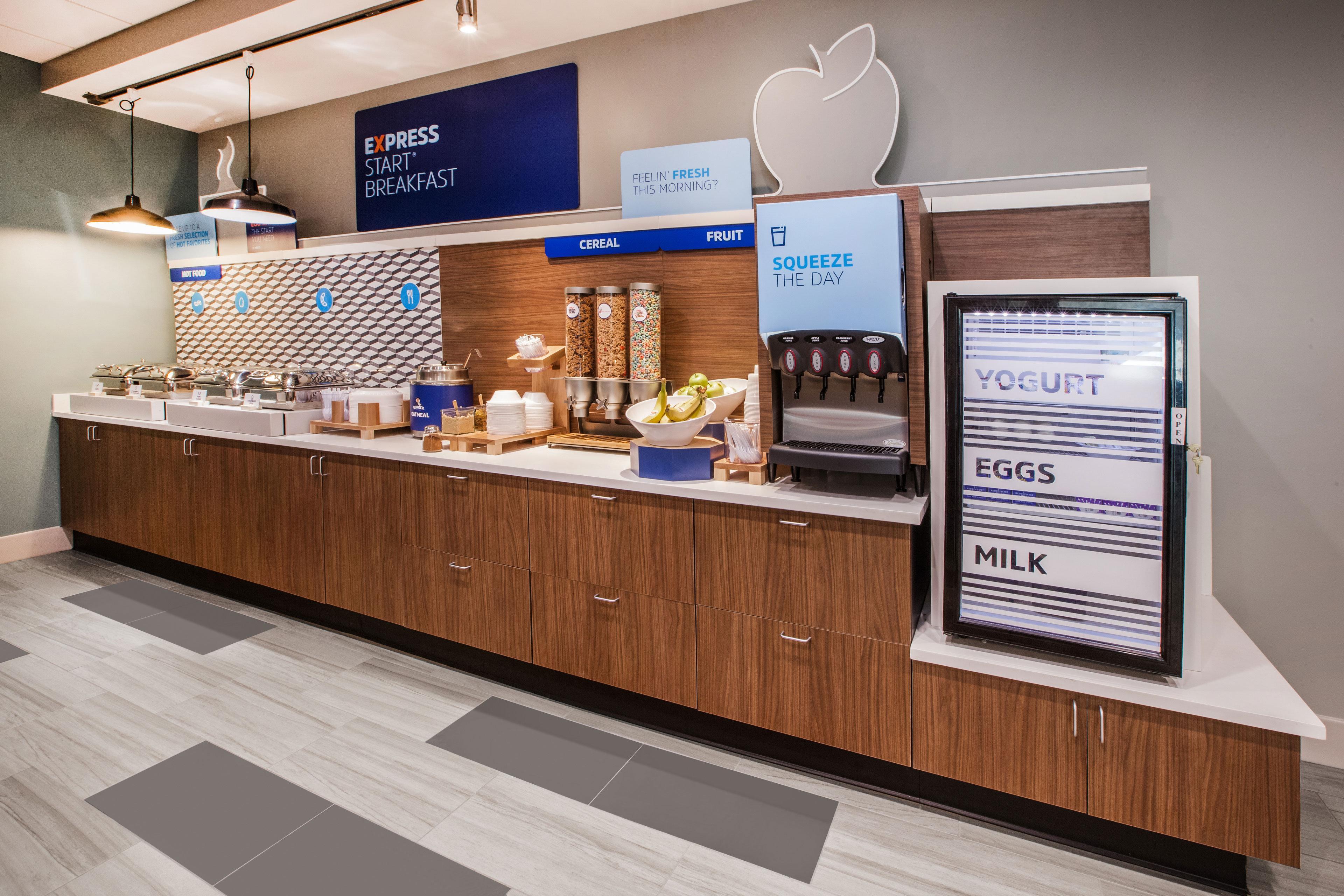 Holiday Inn Express Hotel & Suites Swansea By Ihg Экстерьер фото