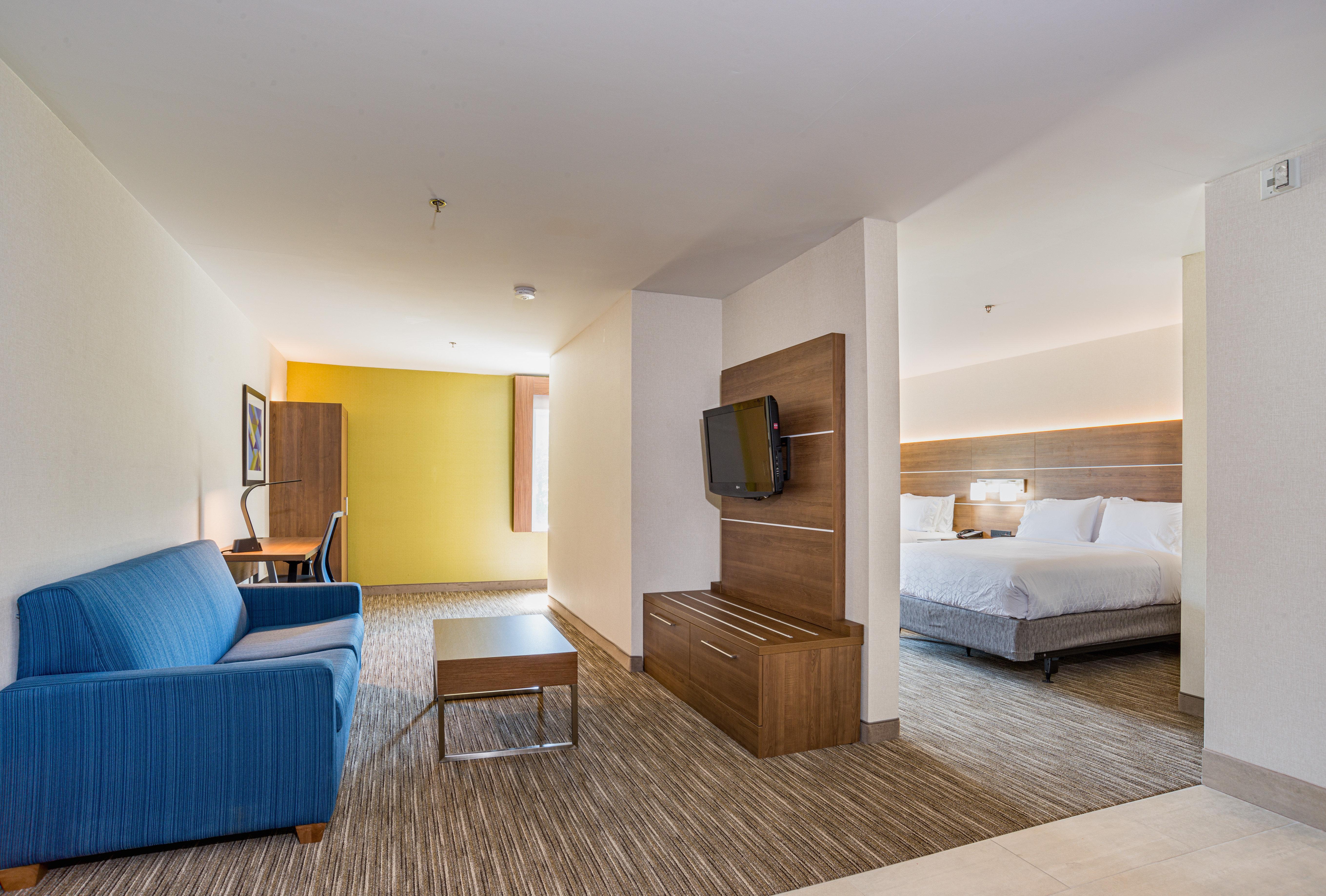 Holiday Inn Express Hotel & Suites Swansea By Ihg Экстерьер фото